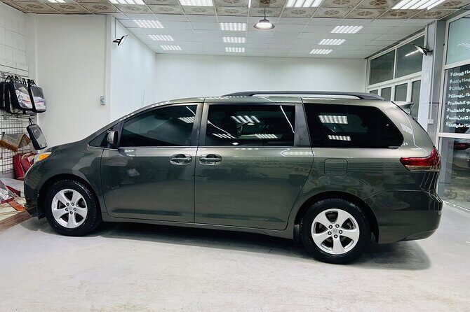 Chauffeur Service For Dubai & Abu Dhabi - The Experience Breakdown