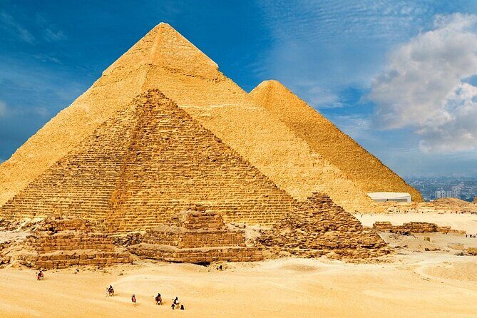 Cheapest Tour to Wonders Pyramids of Giza and Great Sphinx - A Closer Look at the Tour Experience