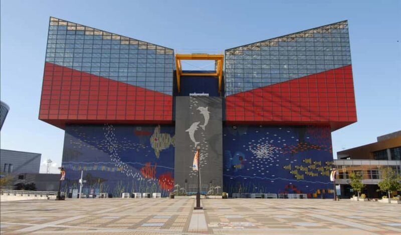 Checkemail for voucherOsaka Aquarium Kaiyukan Entry Ticket - The Value of Guided and Informed Displays