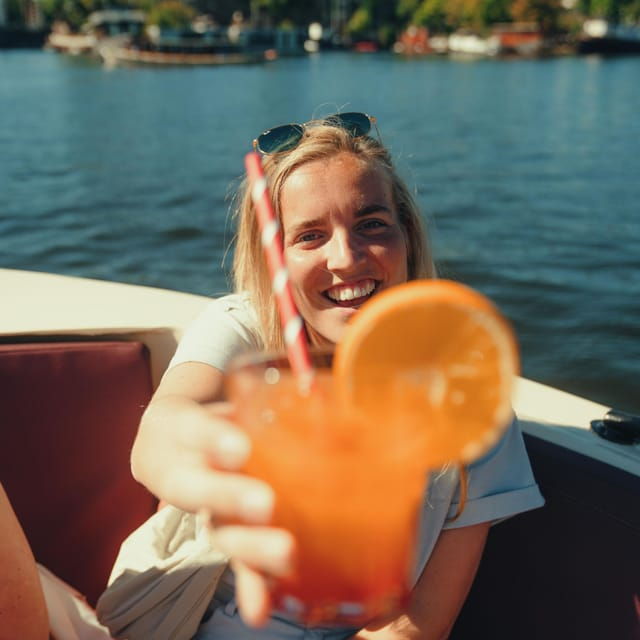 cheese-and-drinks-tour-a-taste-of-amsterdam-on-the-canals