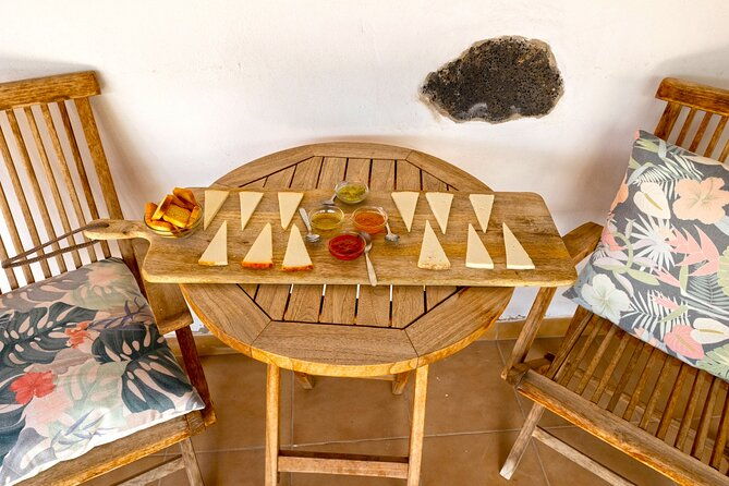 cheese-making-workshop-in-fuerteventura-with-breakfast-2