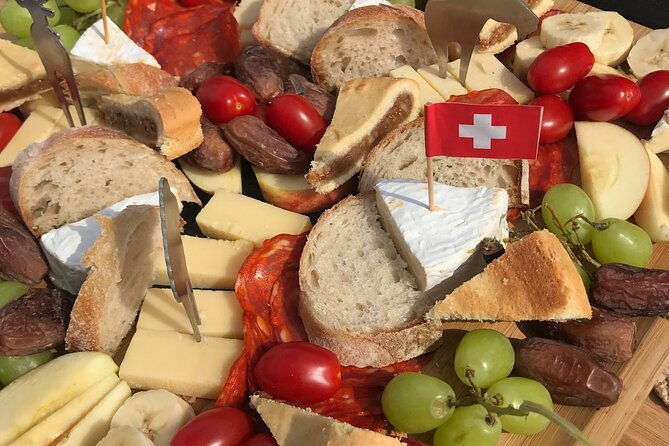 cheese-platter-by-boat-on-lake-thun-interlaken