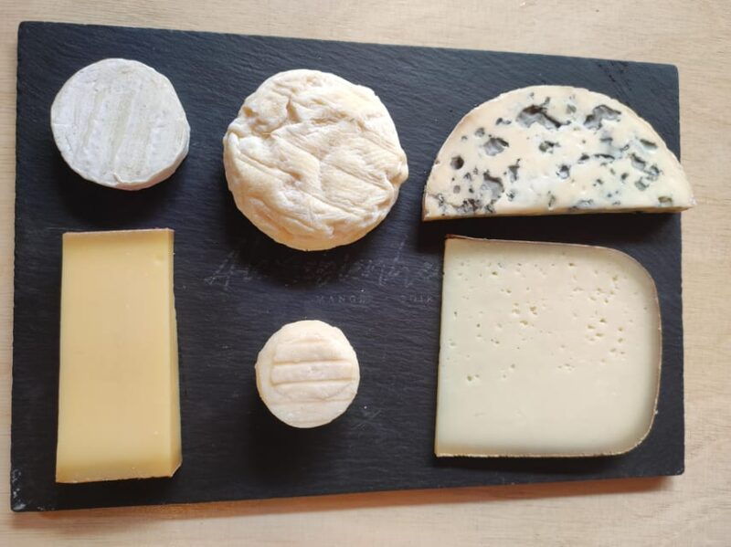 cheese-tasting-in-paris-with-an-expert