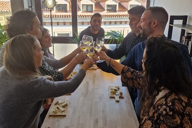 cheese-tasting-with-wine-pairing-in-the-center-of-madrid