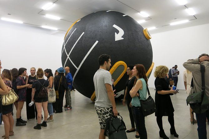 chelsea-contemporary-art-tour-with-nyc-professional-art-critic