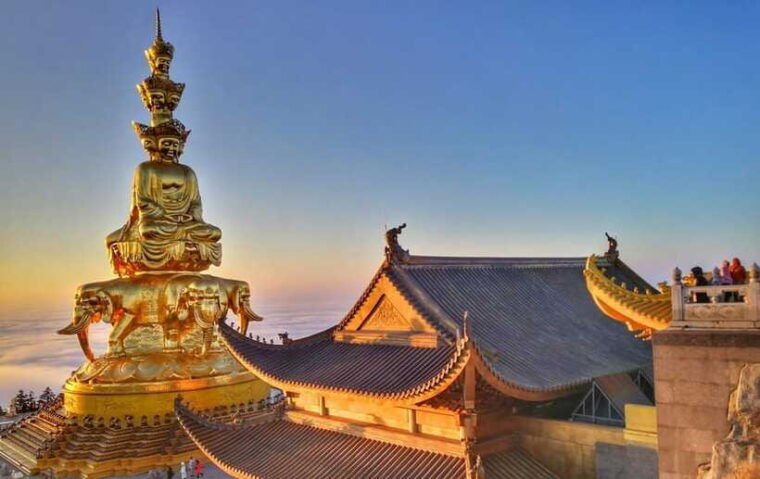chengdu-5-day-private-tour-with-leshan-and-mt-emei