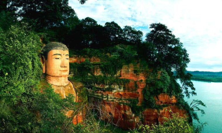 chengdu-5-day-private-tour-with-leshan-and-mt-emei