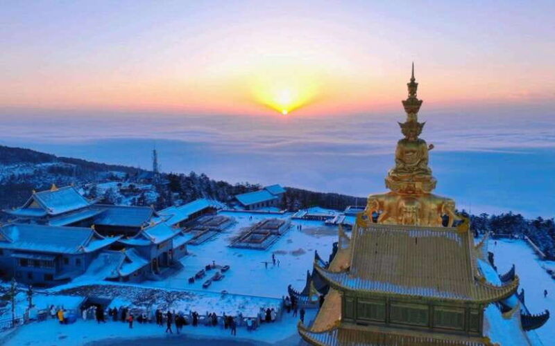 chengdu-7-day-private-tour-with-mt-e-mei-and-jiuzhaigou