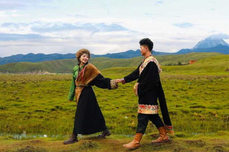 chengdu-9-day-western-sichuan-self-drive-tour