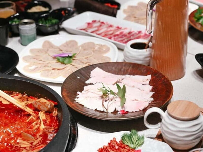 Chengdu: Baba-tea, Hotpot & Bar Local Lifestyle Tour - Key Points