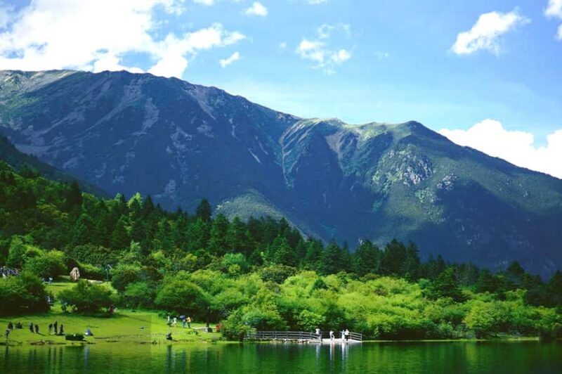 Chengdu: Bipenggou Scenic Area Day Trip with Guide - An In-Depth Look at the Bipenggou Day Trip