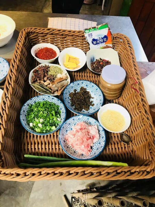 Chengdu: Dan Dan Noodles Cooking Class & Market Tour - Introduction: A Taste of Sichuan Authenticity