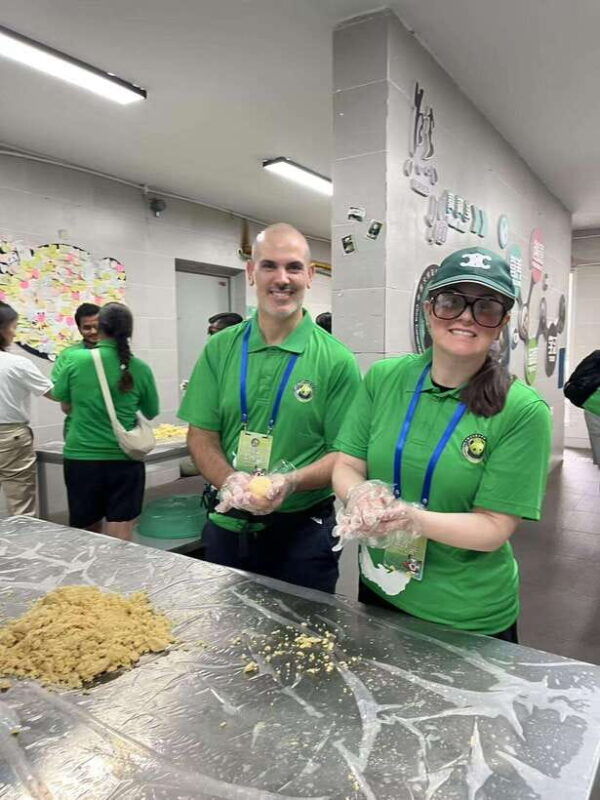 chengdu-dujiangyan-panda-base-volunteering-day-trip