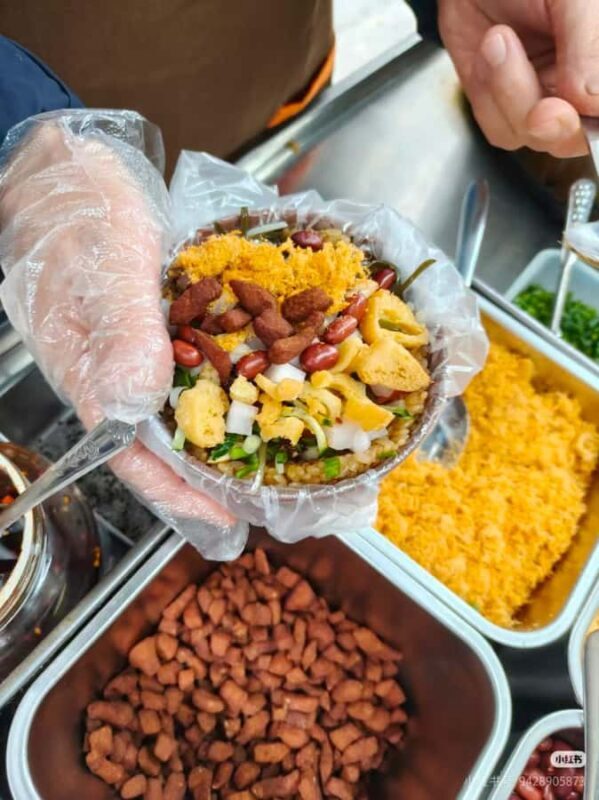 Chengdu Food & Blessings Tour: Market Bites & Temple Fortune - Transition to Qingyang Temple