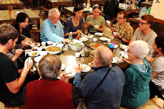 Chengdu Food Tour By Tuktuk In The Evening - Exploring Hidden Food Havens
