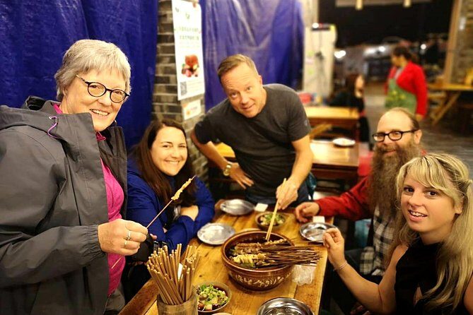 Chengdu Food Tour By Tuktuk In The Evening - Ending at the Local Bar Street