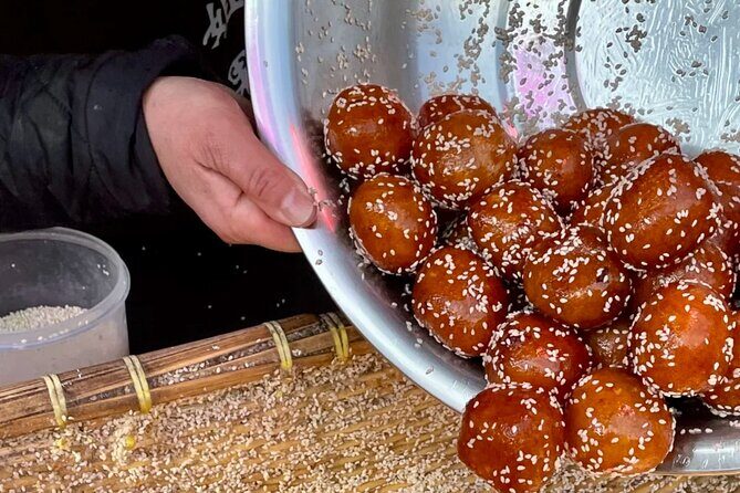 Chengdu Food Tour Local Delicacies and Ear Cleaning - Discovering Chengdu’s Food Scene in a Nutshell