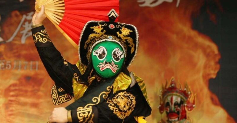 chengdu-illuminated-night-tour-with-sichuan-opera-or-hotpot