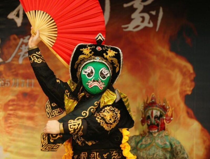 chengdu-illuminated-night-tour-with-sichuan-opera-or-hotpot