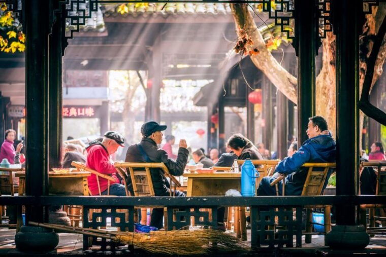 chengdu-illuminated-night-tour-with-sichuan-opera-or-hotpot