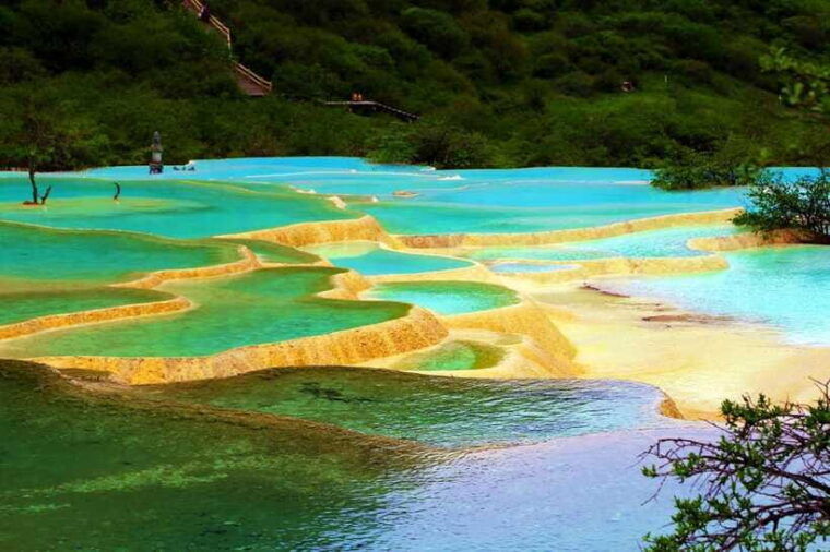 chengdu-jiuzhaigouhuanglong-3-day-tour-by-bullet-train