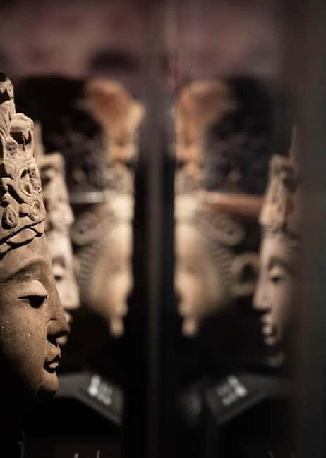 Chengdu: Local Alley, Museum, Handcraft & Night Market Tour - Key Points