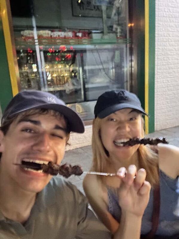 Chengdu Nightlife: Discover Hidden Bars with a Local Friend - What Makes This Tour Stand Out?