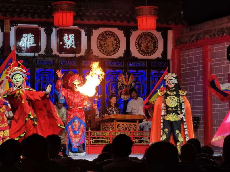chengdu-sichuan-opera-face-changing-and-acrobatics-show
