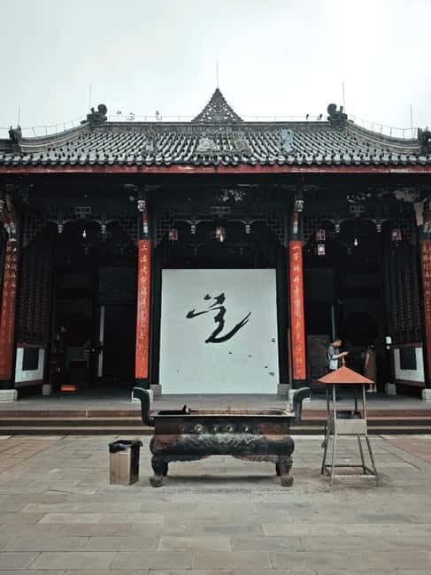 Chengdu Soul Bites: Taoist Mysteries & Market Feasting - Who Will Love This Tour?