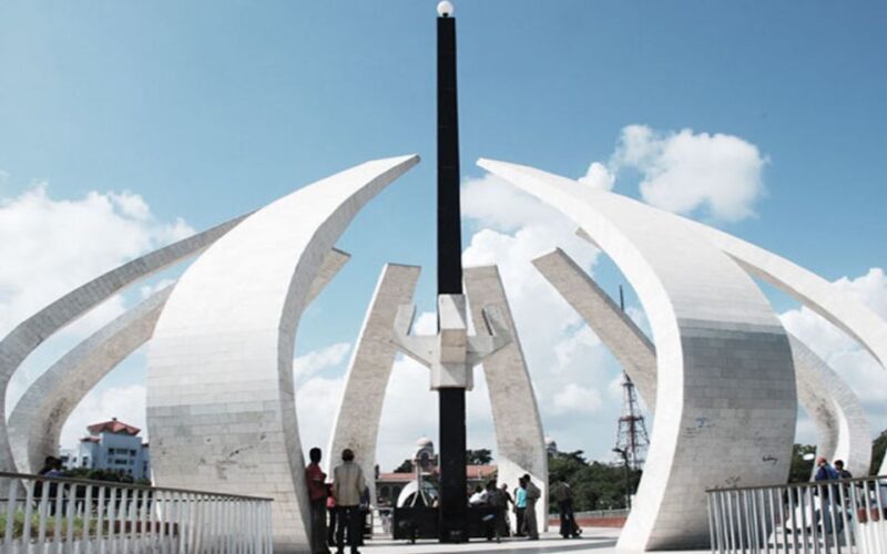 Chennai, Kapaleeshwarar Temple & Marina Beach Private Tour - Key Points