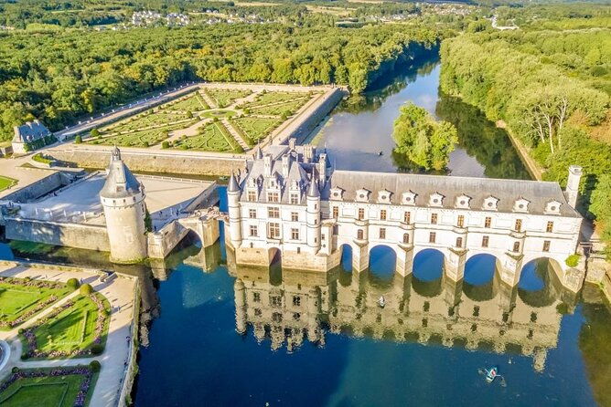 chenonceau-castle-private-guided-with-ticket