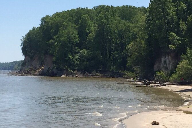 chesapeake-beach-guided-walking-tour-the-cliffs