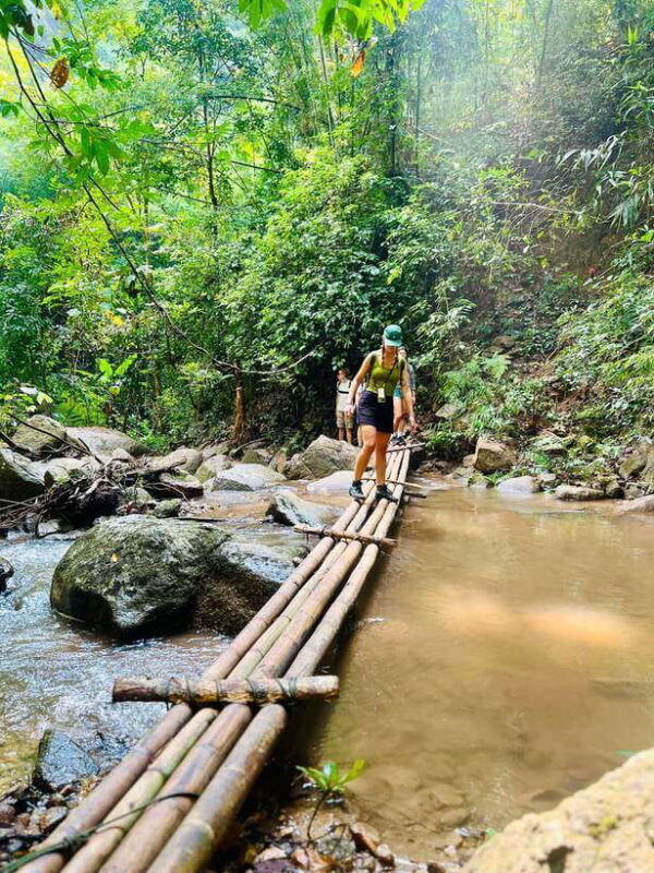 chiang-mai-2-day-adventure-trekking-tubing-waterfalls