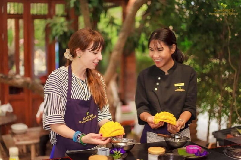 Chiang Mai: Authentic Cooking Class with Market & Farm Visit - The Full Experience