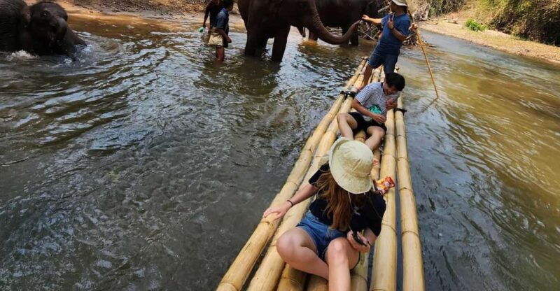 chiang-mai-bamboo-rafting-and-wat-phra-that-doi-kham