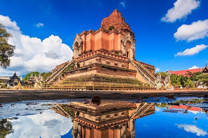 Chiang Mai Best City Tour with Doi Suthep, Pha Lat & Chedi Luang - Wat Phra That Doi Suthep: A Mountain-top Marvel