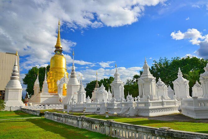 Chiang Mai Best City Tour with Doi Suthep, Pha Lat & Chedi Luang - Wat Pha Lat: Serenity in the Forest