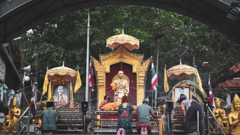 Chiang Mai: Buddhist Almsgiving and Market Tour with Meal - The Full Breakdown of the Experience