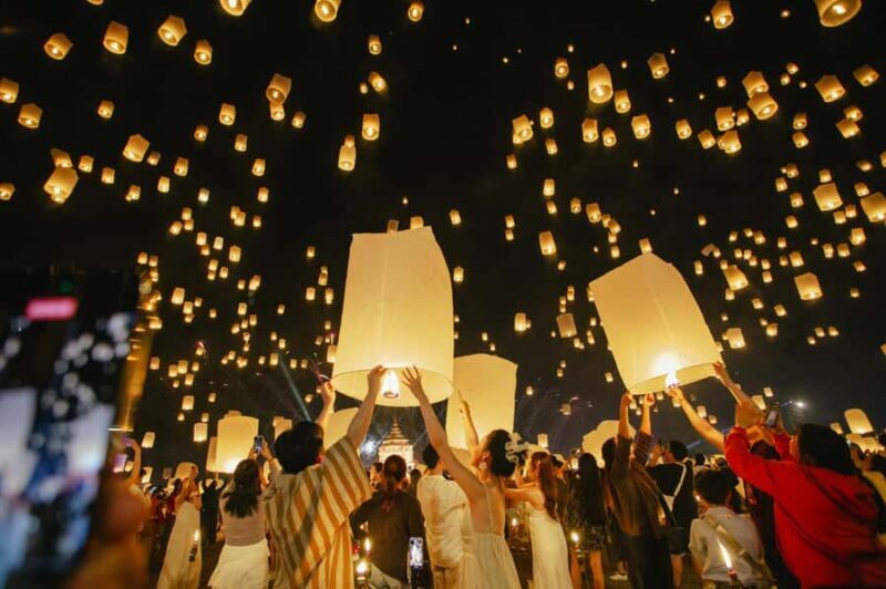 Chiang Mai: CAD New Year Countdown 2027 with Sky Lanterns - An Authentic New Year Experience in Chiang Mai
