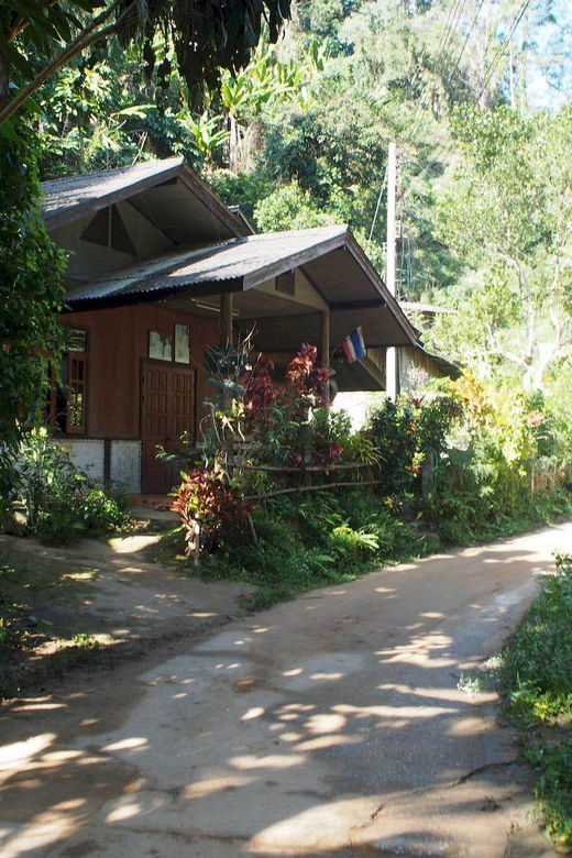 chiang-mai-chiang-dao-caves-and-jungle-trek-with-lunch