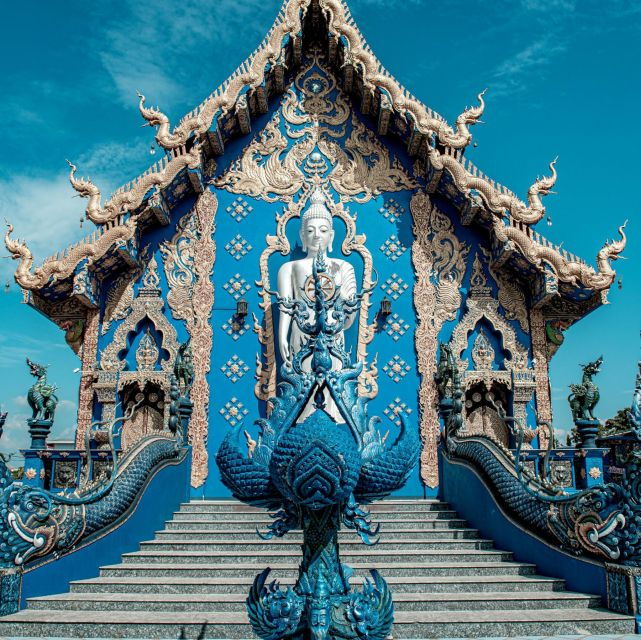 chiang-mai-chiang-rai-temples-black-house-discovery-tour