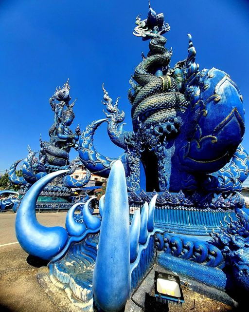 chiang-mai-chiang-rai-temples-black-house-discovery-tour