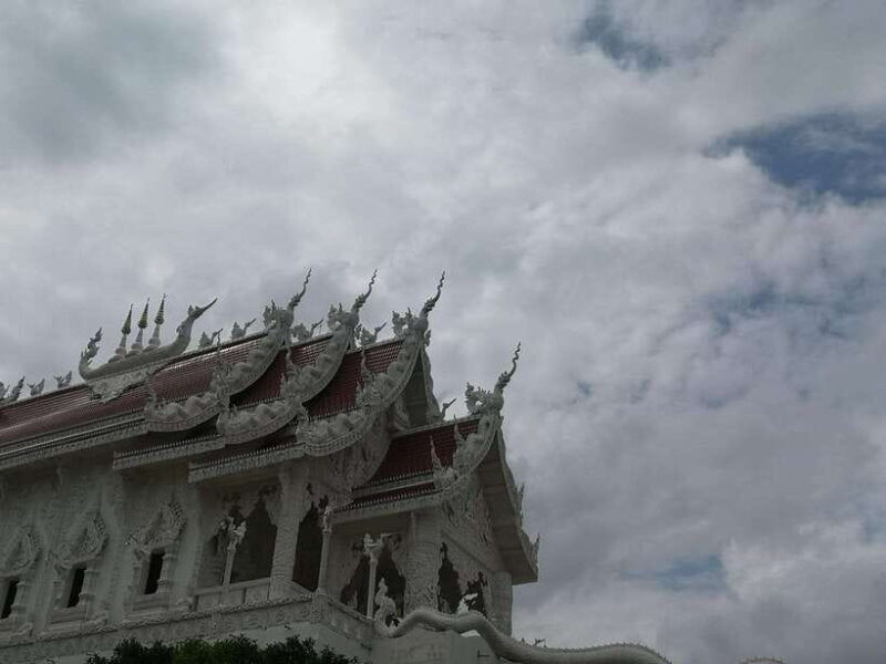 chiang-mai-chiang-rai-templeswhite-red-blue-day-tour