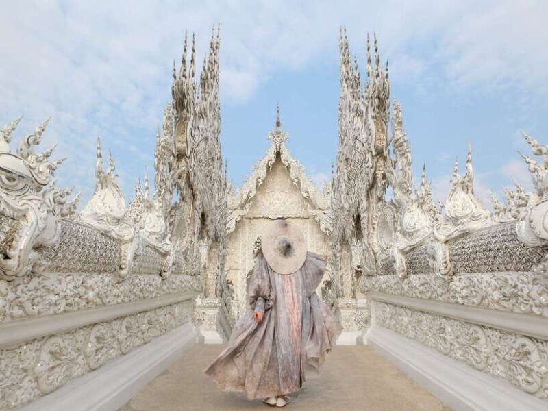 chiang-mai-chiang-rai-white-temple-and-blue-temple-day-tour