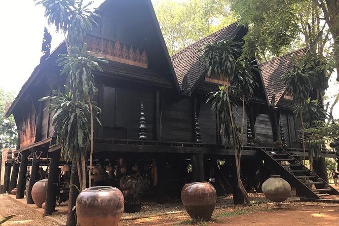 CHIANG MAI-CHIANG RAI: White+Blue Temple+Baan Dam+Golden Triangle - Who Will Love This Tour?