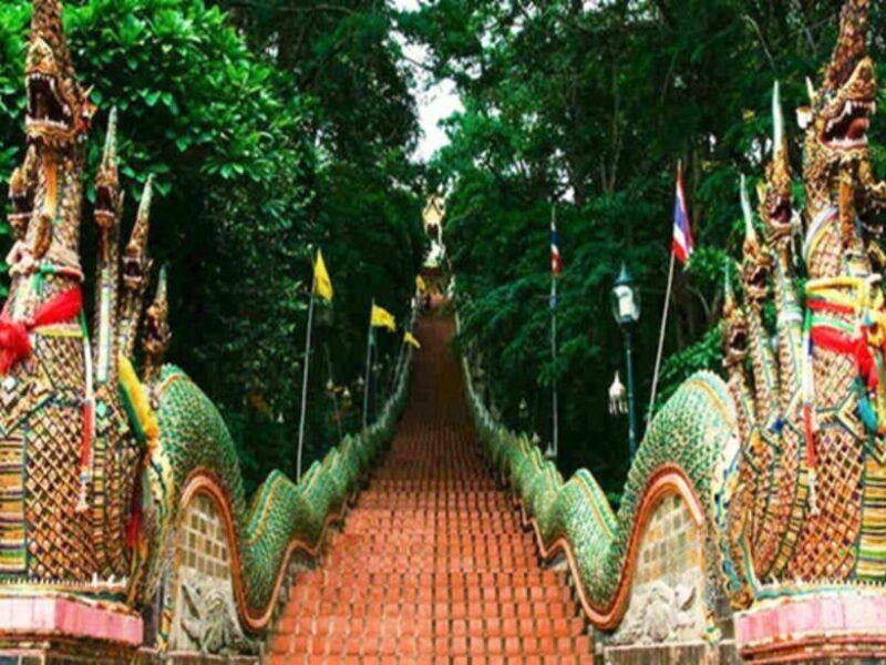 chiang-mai-city-tours-with-professional-driver