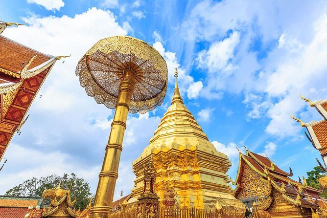 Chiang Mai Cultural Highlights: Wat Doi Suthep & Phu Ping Palace - The Experience from the Traveler’s Perspective