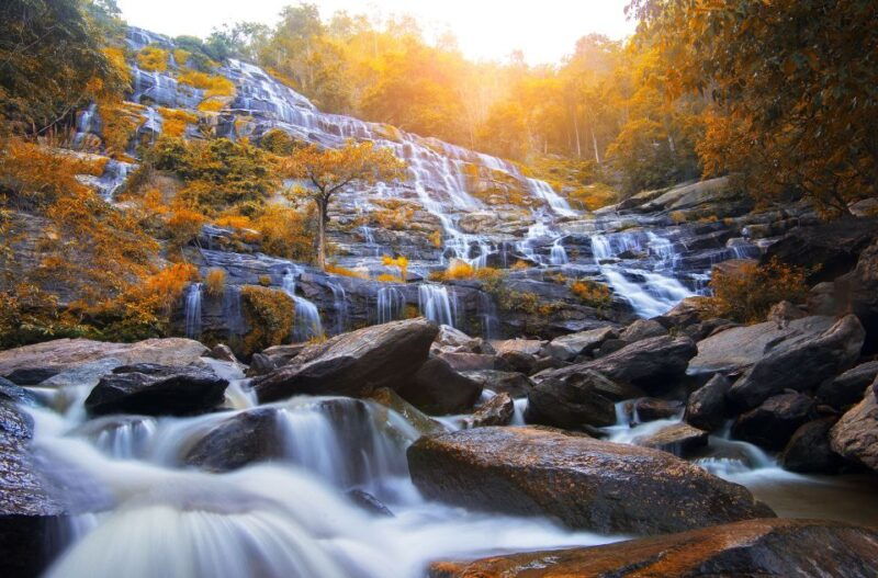 chiang-mai-doi-inthanon-highlights-and-hiking-private-tour