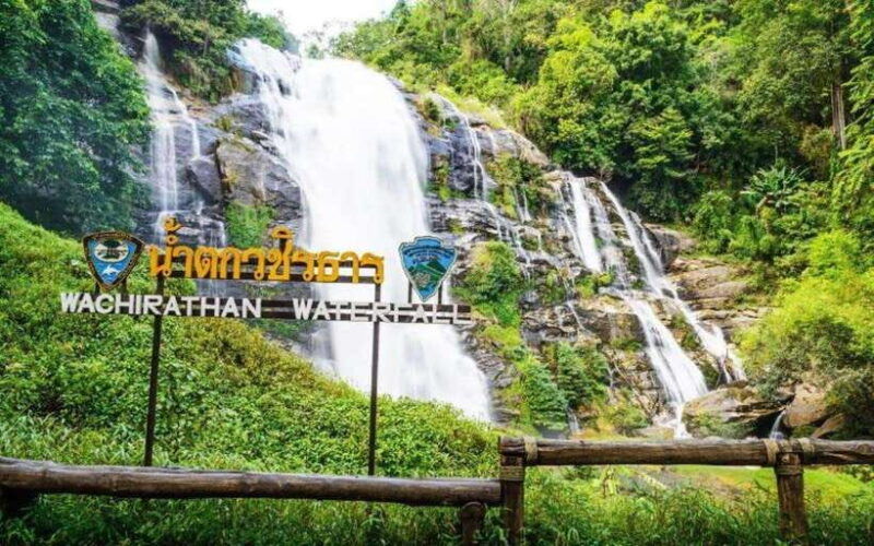 chiang-mai-doi-inthanon-park-waterfall-guided-car-tour