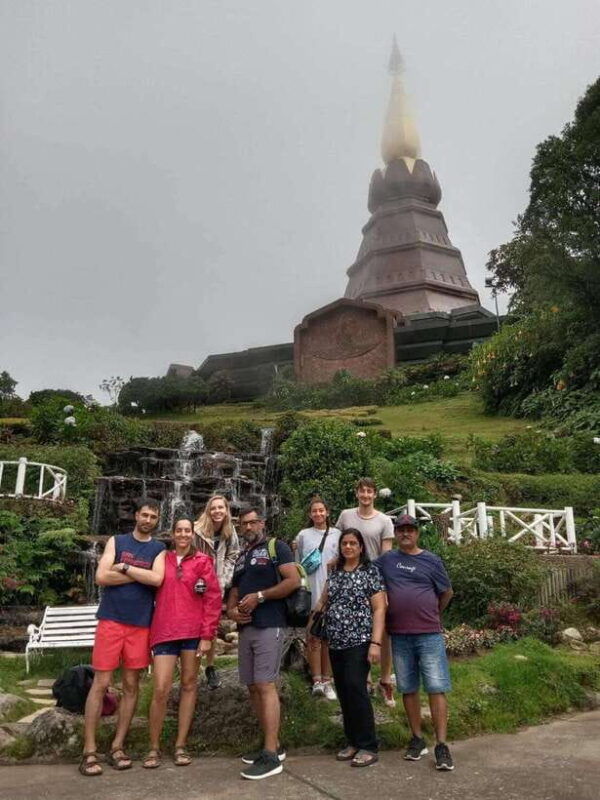 chiang-mai-doi-inthanon-park-waterfall-guided-car-tour